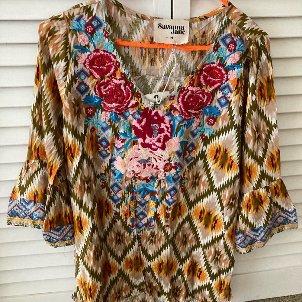 NWT Savanna Jane Floral Embroidered Blouse with Multicolor Pattern